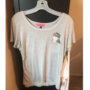 Tops - Gray Cat Tee Shirt Tops - Gray Cat Tee Shirt